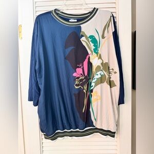 Gina Laura beautiful top